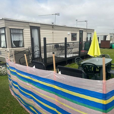 Tracy'S Holiday Home - Static Caravan Hemsby Eksteriør billede
