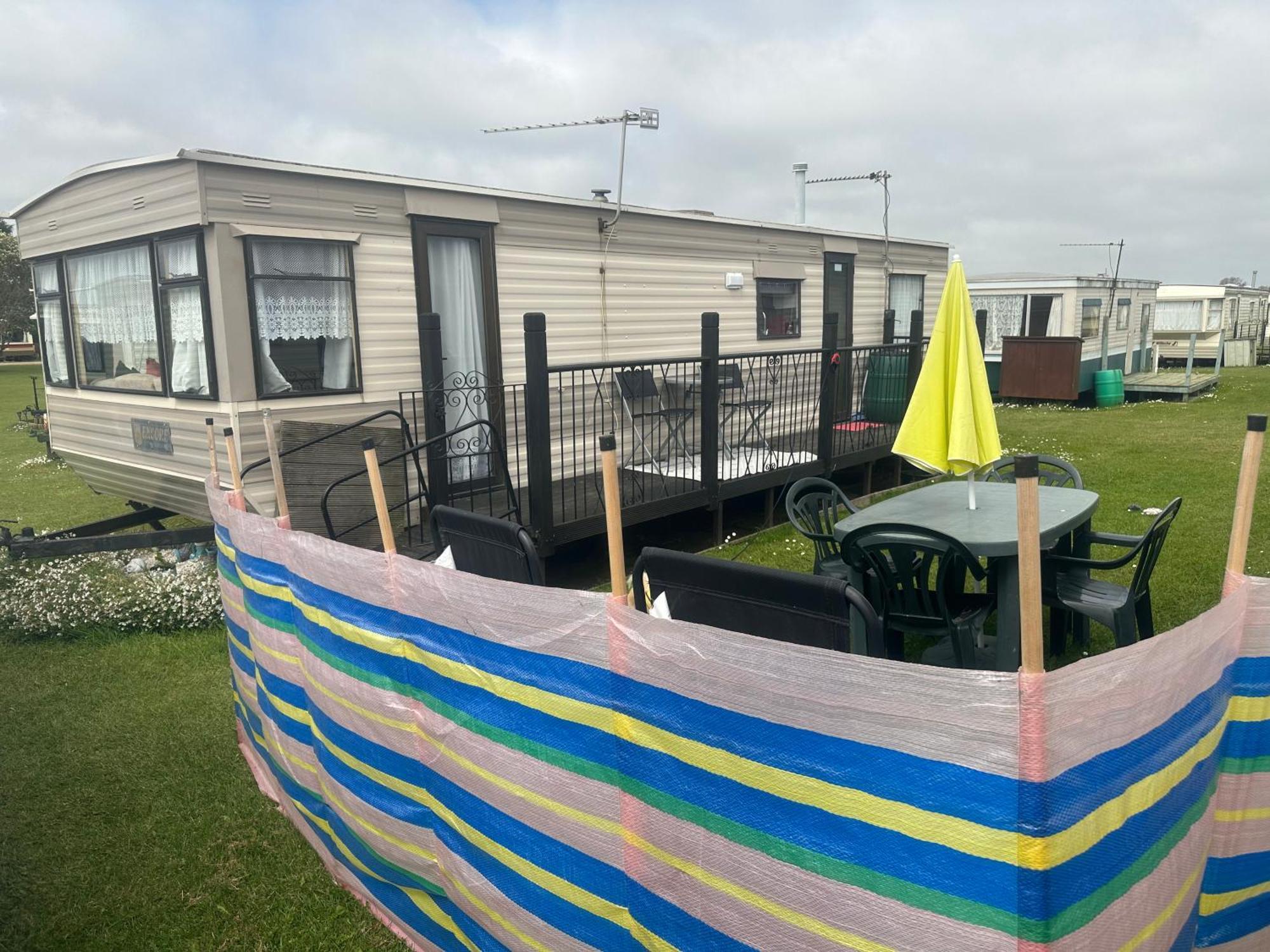 Tracy'S Holiday Home - Static Caravan Hemsby Eksteriør billede